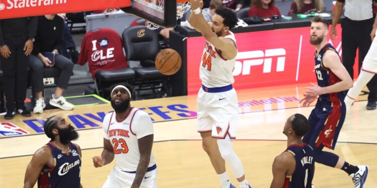 New York Knicks guard Landry Shamet (44) slamming the ball during the third quarter.