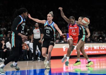 Leonie Fiebich (13) defends Marta Suarez (right) during the Liberty's 84-74 win over the Mercury on May 27, 2026 at Barclays Center.