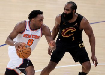 OG Anunoby drives on James Harden during the Knicks' 115-104 comeback overtime win in Game 1 on May 19, 2026 at the Garden.