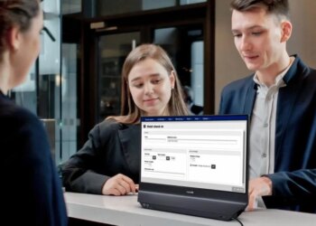 Philips’ new display has a screen on both sides