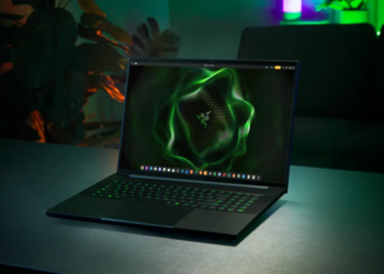 Razer’s Blade 18 is getting a $500 price hike and a new Intel chip