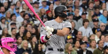 New York Yankees right fielder Spencer Jones (78) hits a single.