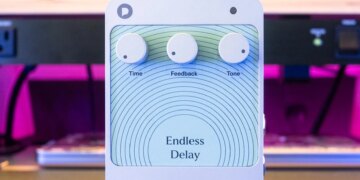 The Endless AI guitar pedal has potential