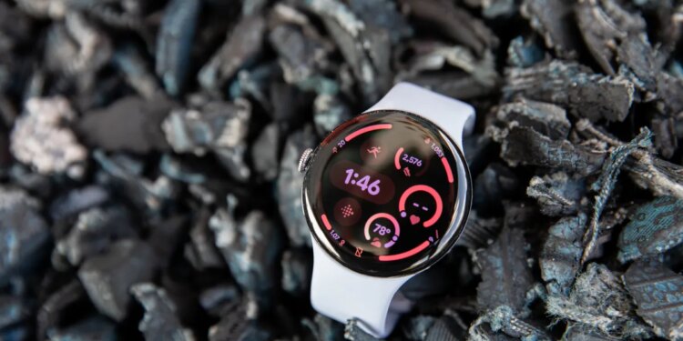 Wear OS 7 will keep track of deliveries and sports scores on your wrist