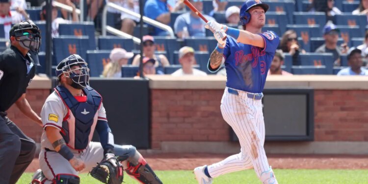 New York Mets center fielder A.J. Ewing (9) after hitting a solo home run.