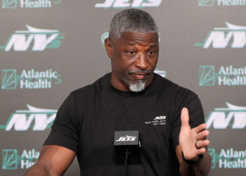 New York Jets head coach Aaron Glenn speaks to reporters.