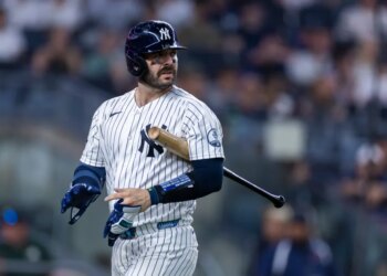 New York Yankees catcher Austin Wells (28) strikes out in the seventh inning against the Boston Red Sox at Yankee Stadium, Friday, June 5, 2026, in Bronx, NY.