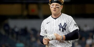 New York Yankees player Clint Frazier reacts after striking out to end the 5th inning.