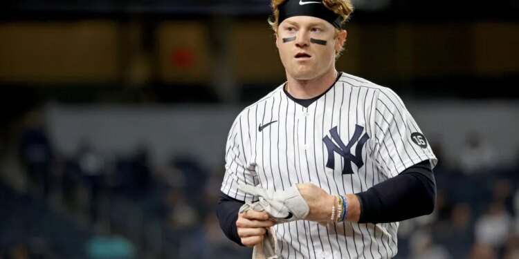 New York Yankees player Clint Frazier reacts after striking out to end the 5th inning.