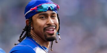Mets Francisco Lindor reacts in the dugout in the eighth inning against the Cincinnati Reds at Citi Field, Monday, May 25, 2026, in Queens, NY.
