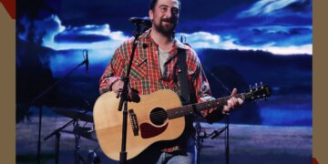 Get Noah Kahan Great Divide Tour tickets with a discount