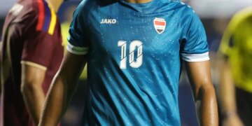 Jun 9, 2026; Bridgeview, Illinois, USA; Iraq forward Mohanad Ali (10) during the second half at SeatGeek Stadium. Mandatory Credit: Mike Dinovo-Imagn Images