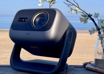 JMGO’s N3 Ultimate projector is the new portable 4K champ