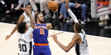 Jalen Brunson struggled to get his shot going in NBA Finals Game 2.