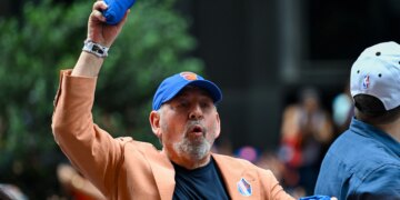 James Dolan's Knicks championship facelift is a far cry from his questionable Garden past