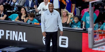 Knicks' NBA Finals Game 1 report card: Mike Brown paves way in win