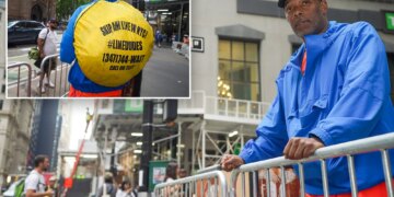 Knicks fanatics hire $125 line sitters before Knicks parade