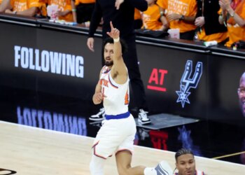 New York Knicks guard Landry Shamet #44 reacts after scoring during the first quarter.