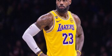 LeBron James leaving Lakers in free agency