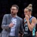 New York Liberty head coach Chris DeMarco talks to New York Liberty forward Leonie Fiebich (13).