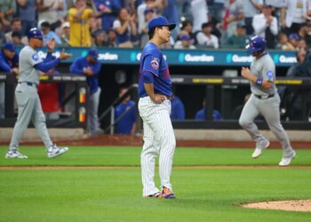 Mets starter Kodai Senga (c.) reacts after giving up a three-run against the Cubs on June 23, 2026.