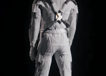 NASA will wear high-tech Prada long johns to the Moon