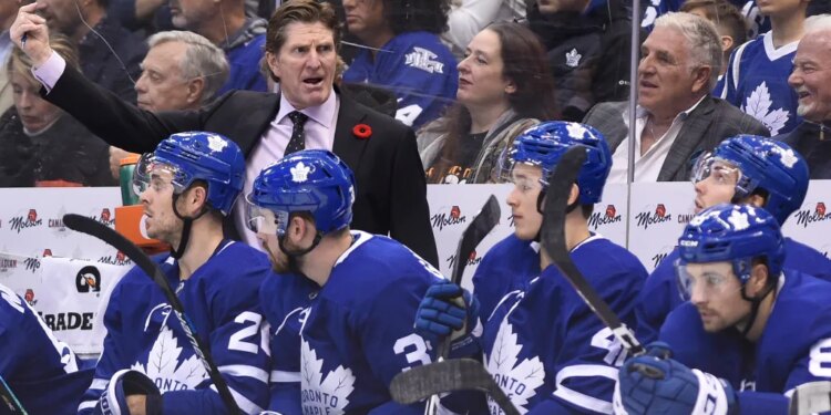 Toronto Maple Leafs coach Mike Babcock reacts as his team plays the Vegas Golden Knights.