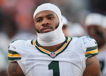 Green Bay Packers defensive end Micah Parsons in uniform.