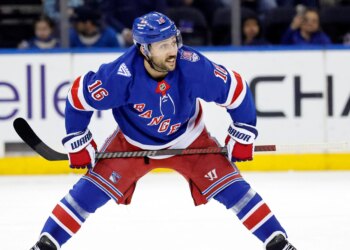 Rangers' Vincent Trocheck trade market includes Maple Leafs
