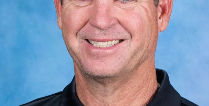 Pacific baseball coach Reed Peters has died at age 60.