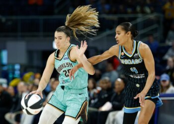 Sabrina Ionescu, who later scored the game-winning layup, drives on Skylar Diggins during the Liberty's 96-95 win over the Sky on June 17, 2026 in Chicago.
