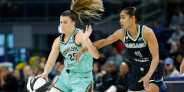 Sabrina Ionescu, who later scored the game-winning layup, drives on Skylar Diggins during the Liberty's 96-95 win over the Sky on June 17, 2026 in Chicago.