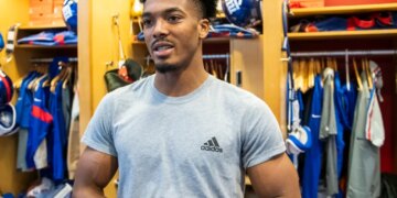 New York Giants defensive back Sam Beal speaking to the press.