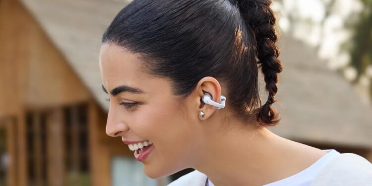 Shokz upgraded its open earbuds with better sound and a lighter design