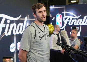 Luke Kornet talks to reporters during Spurs' practice on June 2, 2026 in San Antonio.