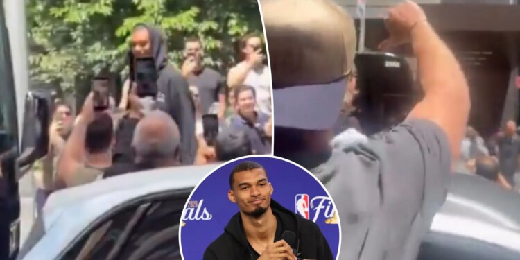 Swarm of raucous Knicks fans fill street to jeer Spurs, Wemby