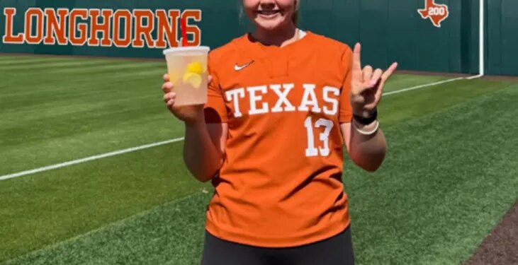 The Texas Longhorns women's softball freshman Hannah Wells