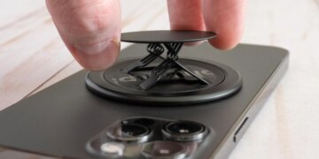 The new PopSockets grip is so thin you’ll forget it’s even there