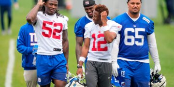 What the Giants' youthful exterior obscures about their roster