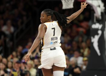 Fanatics Sportsbook promo code NYPOST26: Get up to $1,000 matched in FanCash for Valkyries vs. Fever