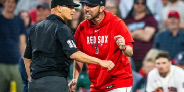 Jun 30, 2026; Boston, Massachusetts, USA; Interim manager Chad Tracy argues with umpire Vic Carapazza after an altercation in the fourth inning against the Washington Nationals at Fenway Park. Mandatory Credit: Jaiden Tripi-Imagn Images