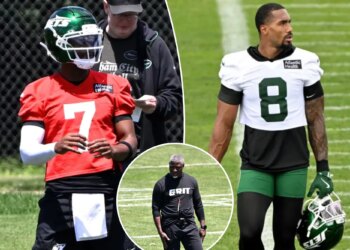 Aaron Glenn's second Jets season features a retooled roster -- and same heavy burden to shed