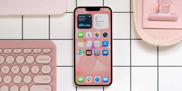 Apple won’t turn on any ‘restricted mode’ for missed lease payments