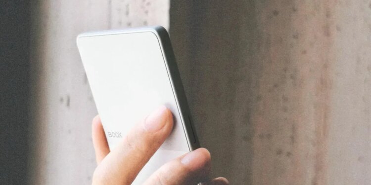 Boox is taking on Xteink with its own tiny e-reader