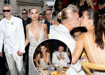 Erling Haaland and girlfriend kiss at Dolce & Gabbana fashion show after World Cup