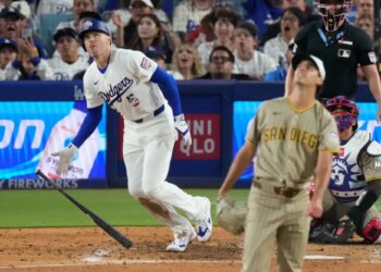 Freddie Freeman, Yoshinobu Yamamoto lift Dodgers past Padres