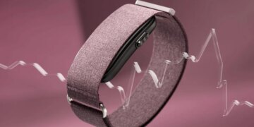 Garmin’s new screen-free fitness tracker doesn’t require a subscription