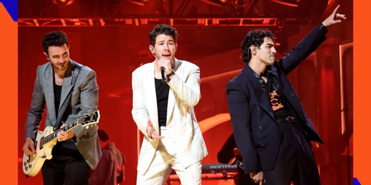 Get discounted tickets to Jonas Brothers three Burning Up MSG concerts