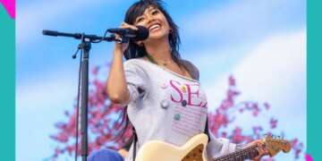Get the cheapest tickets to see beabadoobee Powerlines Tour