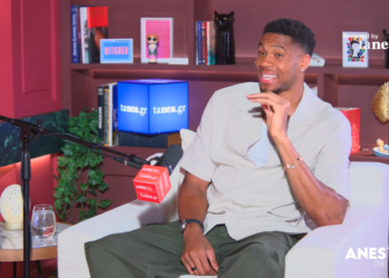 Giannis Antetokounmpo being interviewed on "ANESTEA THE PODCAST" as part of a campaign powered by tanea.gr.
